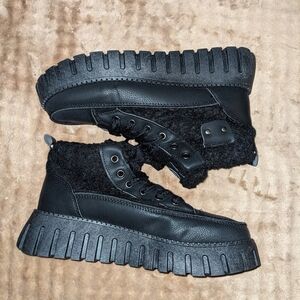Black Lug Sole Platform Fleece Ankle Boots Size 36, 42, 43